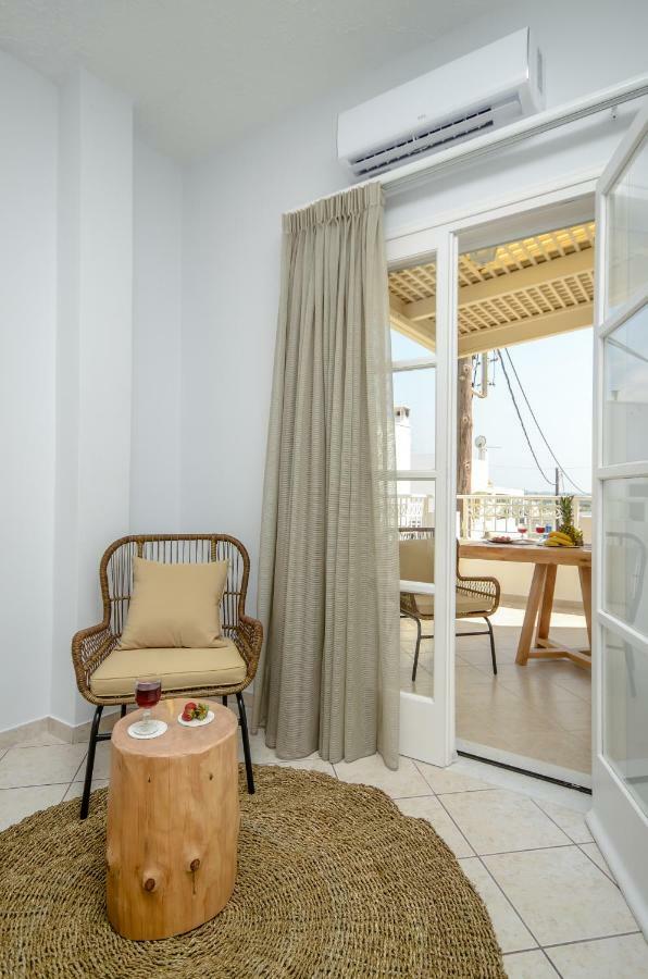 Smirida Suites Naxos City Екстериор снимка